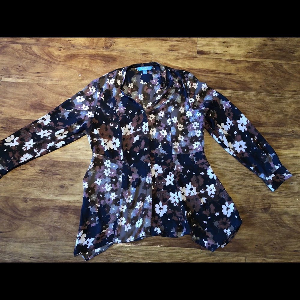Vera Wang Floral Button Down